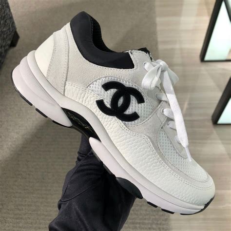 chanel white today